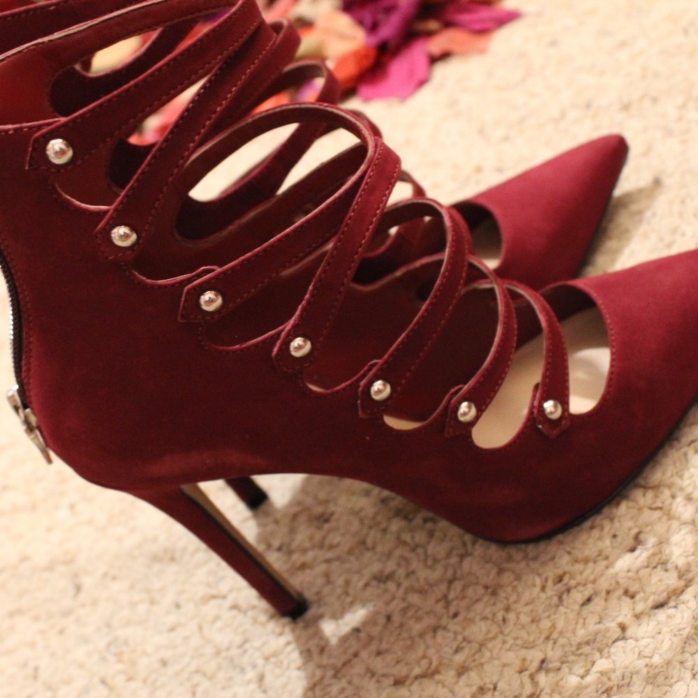 Strappy Caged Aldo Heel